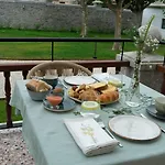 El Rosal De فندق