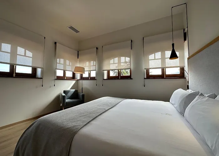 فندق El Rosal De 3*