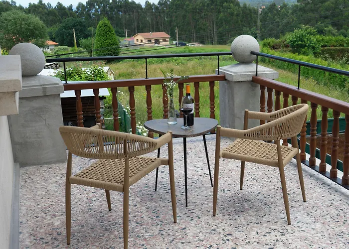 El Rosal De فندق 3*